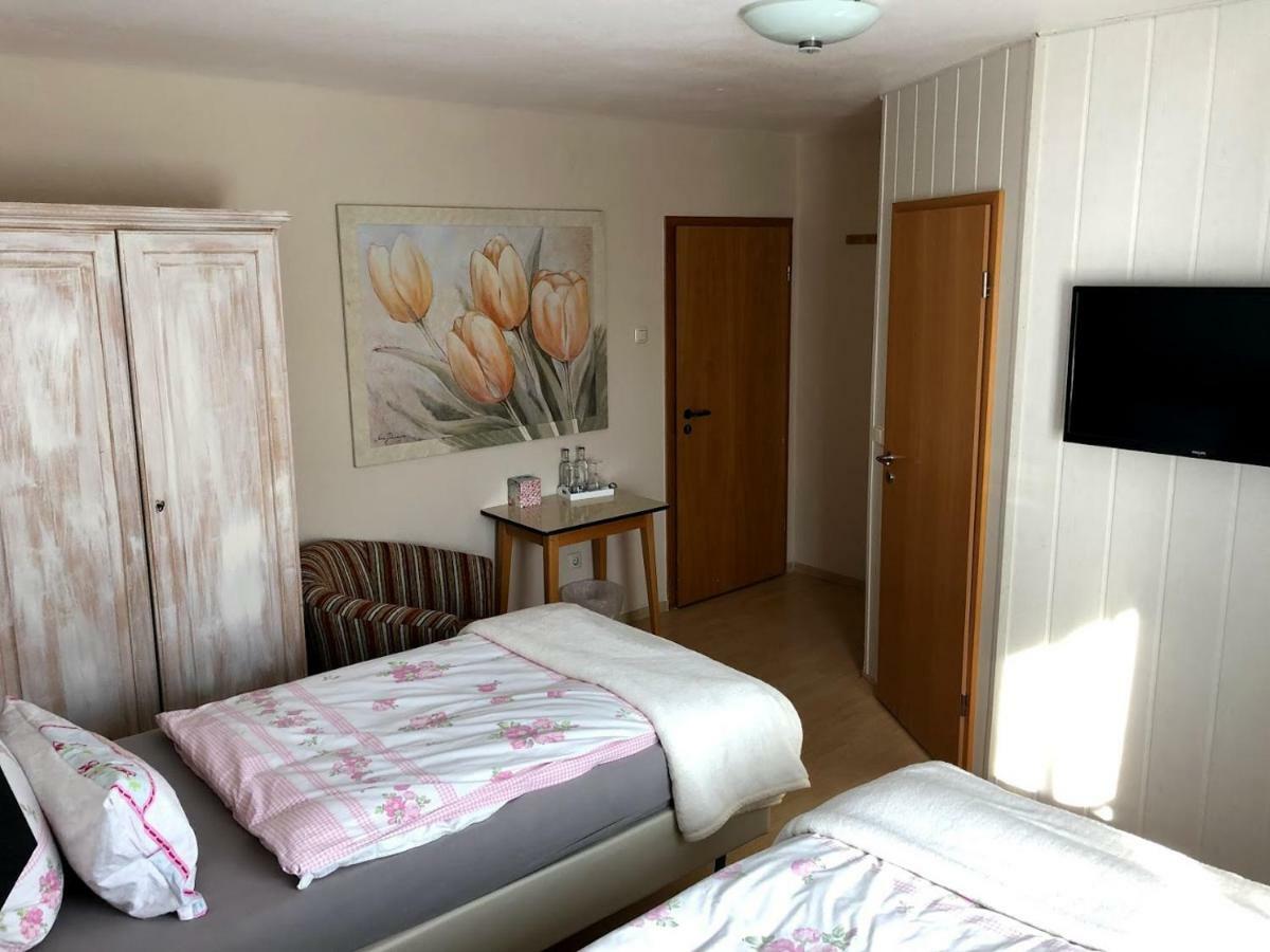 Hotel Garni Zum Adenauer Forst Wimbach Exterior photo